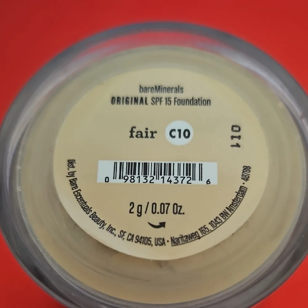 bareMinerals Original Foundation in Black Lid